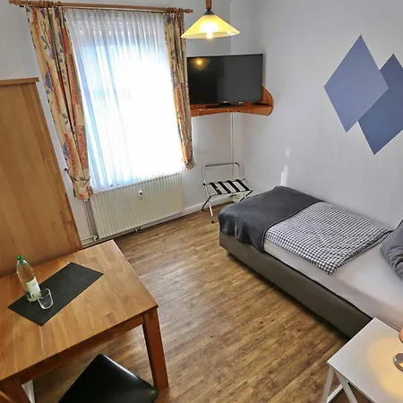 Dasseler Gaestehaus 3*